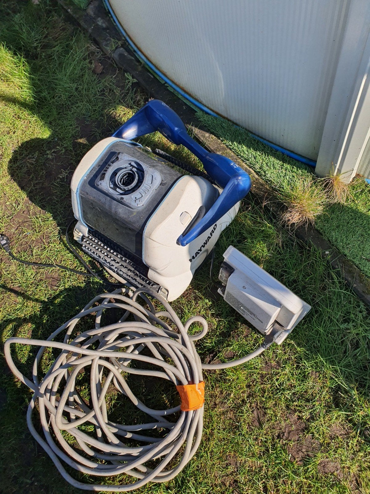 zwembadrobot hayward, Ophalen