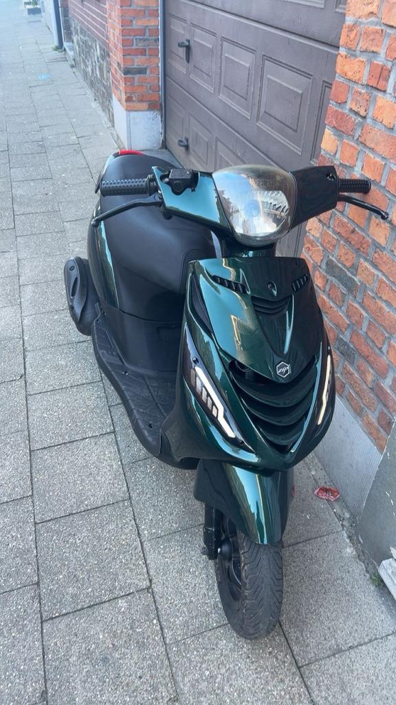 Zip a klasse, Fietsen en Brommers, Scooters | Piaggio, Zo goed als nieuw, Zip, Ophalen of Verzenden