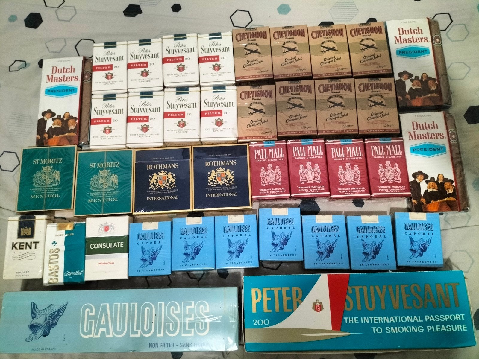 lot de paquets de cigarettes anciens, Collections, Enlèvement ou Envoi