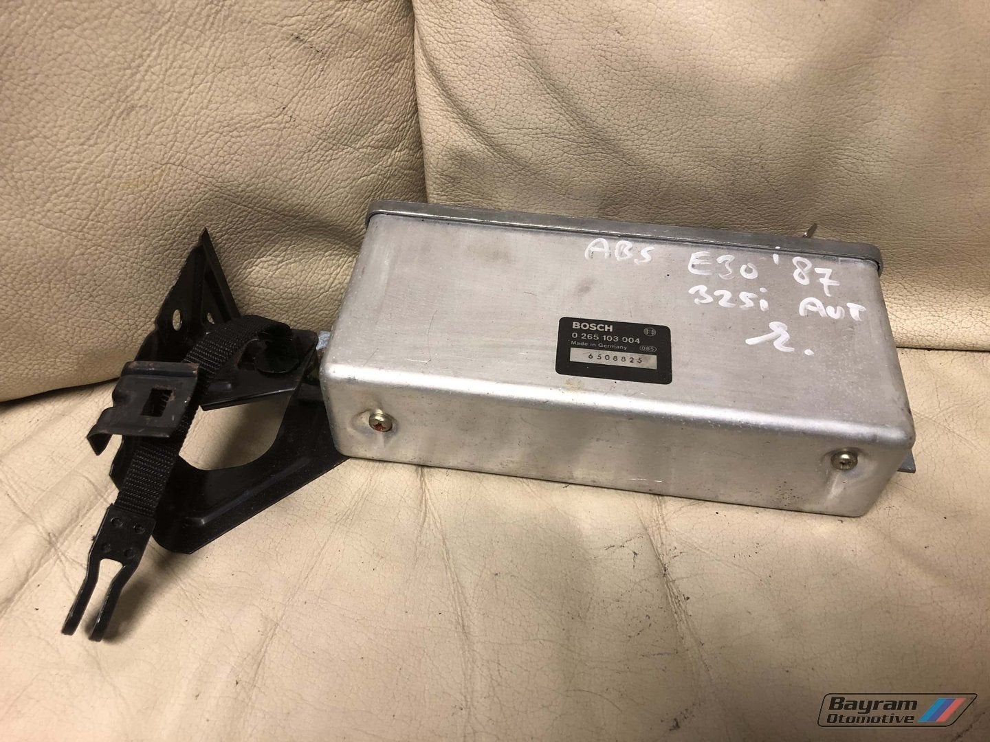 Bmw E30 325i abs module computer Bosch 0265103004 ecu 3serie, Auto-onderdelen, Elektronica en Kabels, BMW, Gebruikt, Ophalen of Verzenden