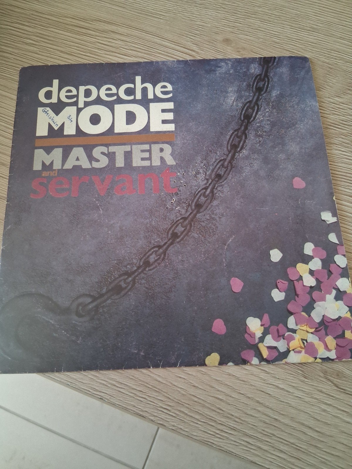 Mode Depeche, Enlèvement