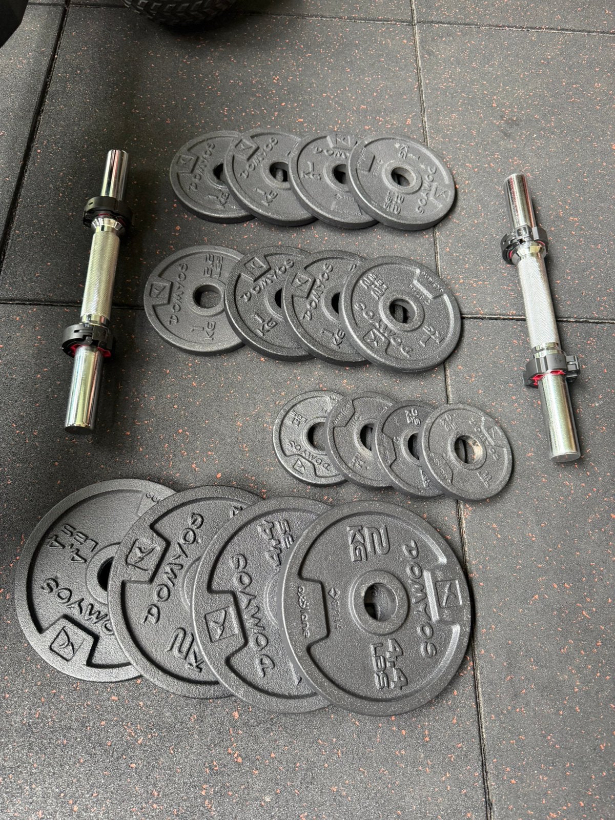 Verstelbare dumbellset 22kg, Ophalen, Zo goed als nieuw, Borst, Halterstangen