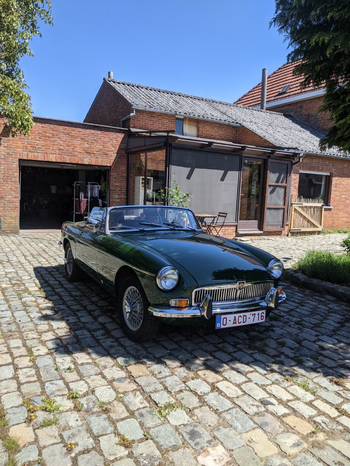 MG MGB Roadster 1.8 – 1976, Auto's, Voorwielaandrijving, Lichtmetalen velgen, Zwart, Cabriolet