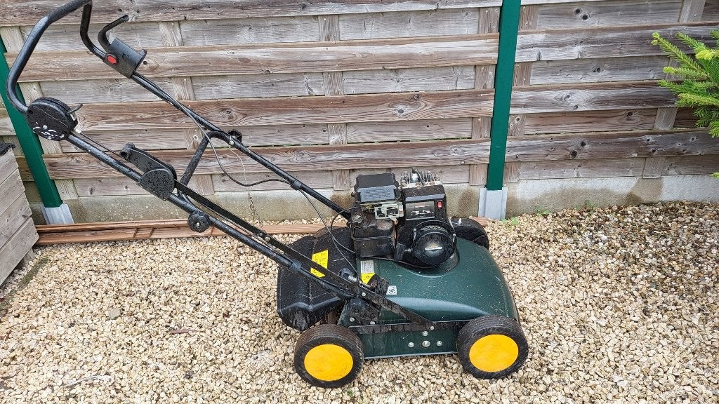 verticuteermachine, Tuin en Terras, Ophalen, Gebruikt, Benzine, Geen idee