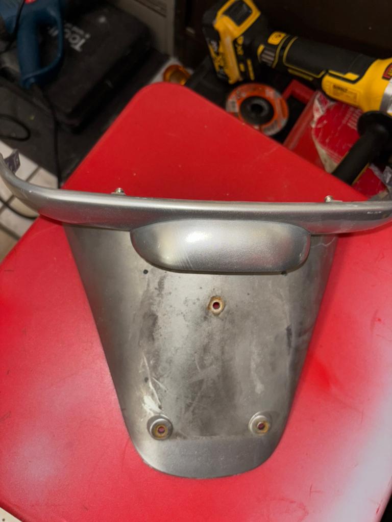 Achterspatbord vespa et2 et4, Enlèvement