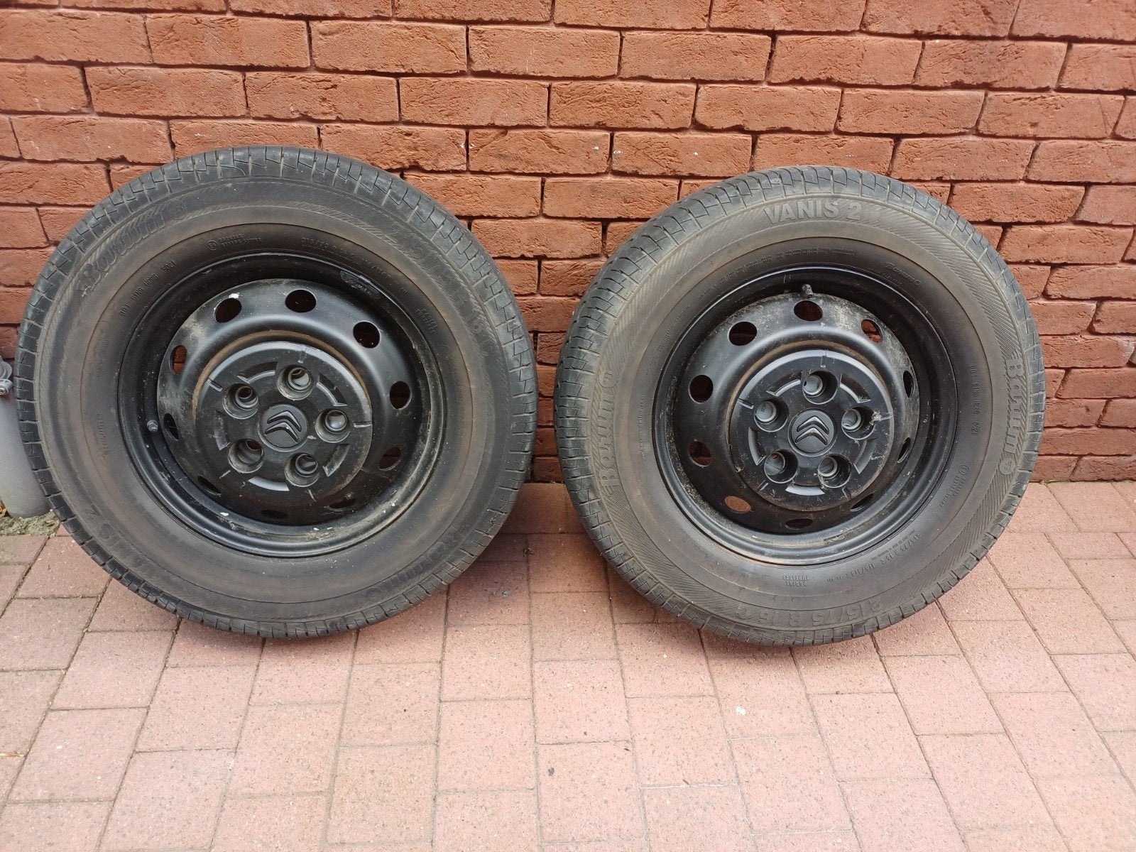 Pneus avec roues Vanis2 215/75 R16, Enlèvement