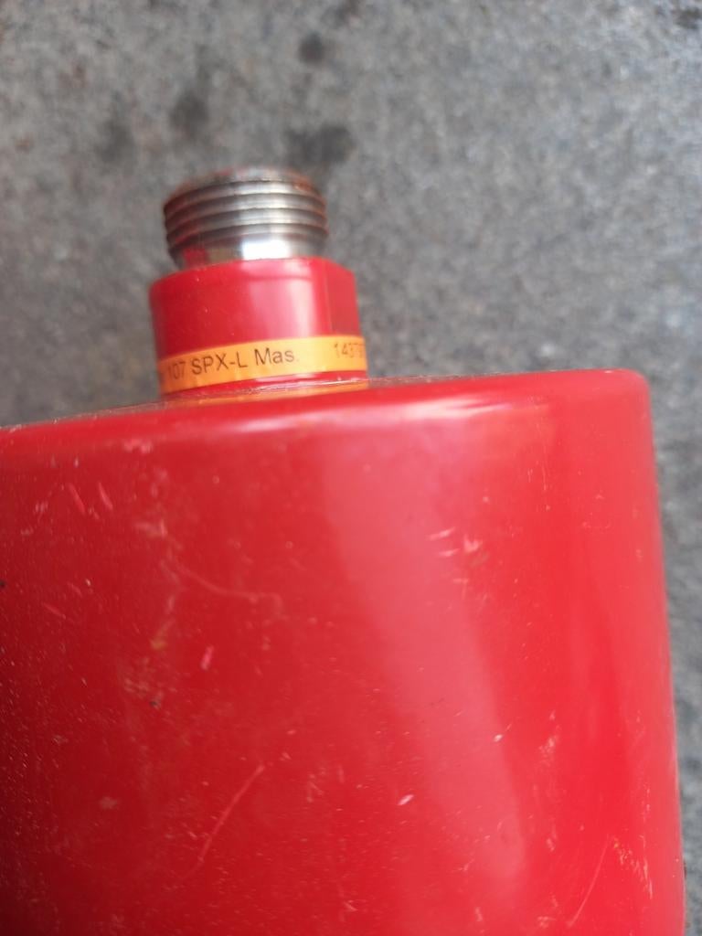 Deux boxers Hilti neufs, puis ceux d'occasion., Enlèvement, Neuf, Autres types