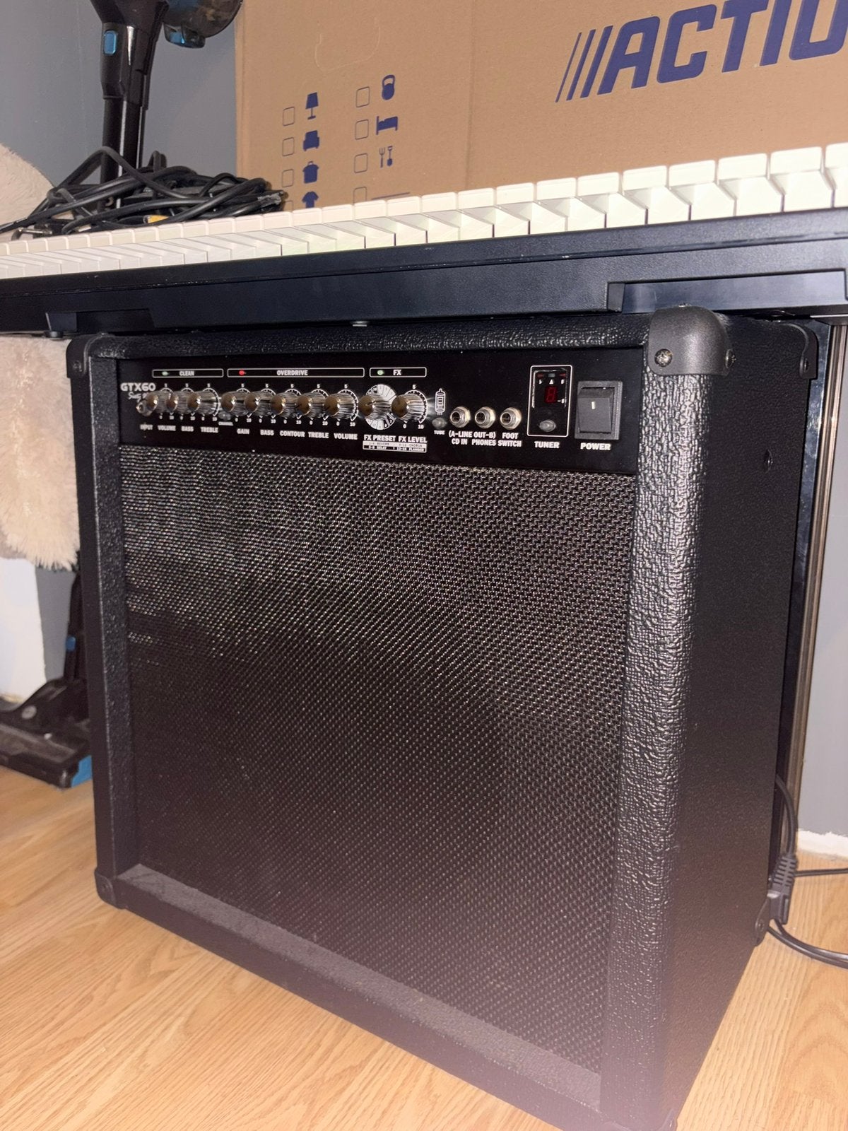 Gitaarversterker, Muziek en Instrumenten, Ophalen, Zo goed als nieuw, Gitaar