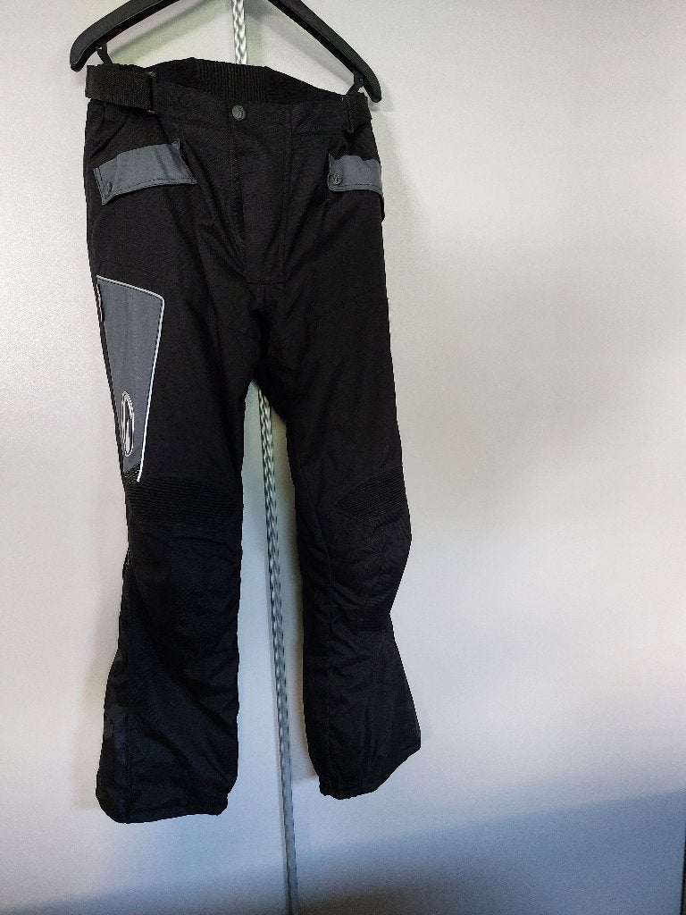 Moto-uitrusting, kleding en toebehoren, Ophalen