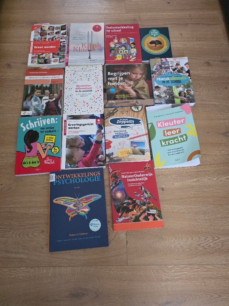 Boeken kleuteropleiding, Boeken, Studieboeken en Cursussen, Ophalen, Gelezen