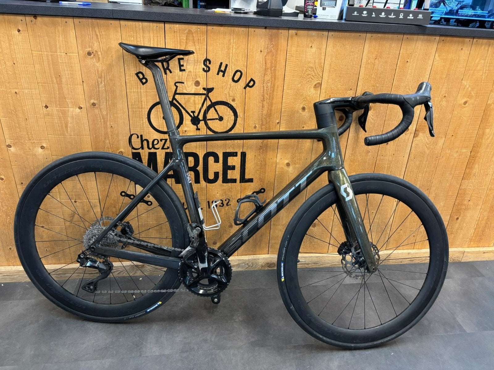 vélo de course full carbone, Vélos & Vélomoteurs, Autres marques, Comme neuf, Enlèvement, 28 pouces