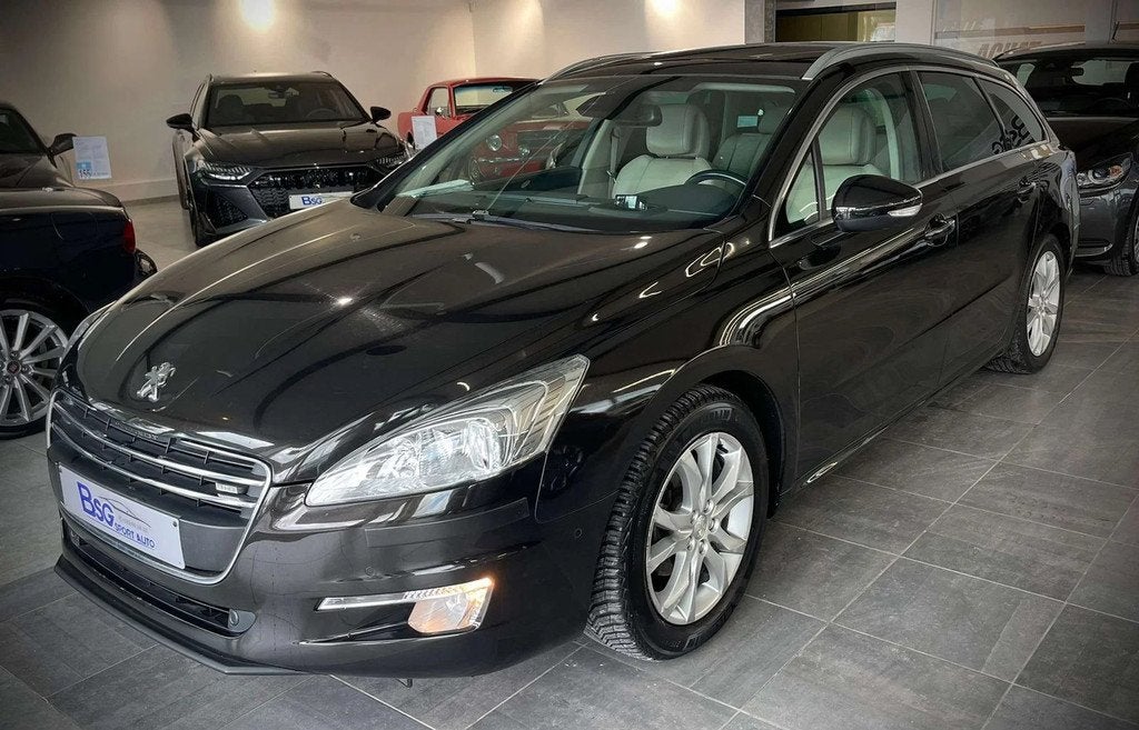 Peugeot 508 SW 1.6 e-HDi*BOITE AUTO*TOIT PANO*GPS*DIPLAY, Autos, Peugeot, Entreprise, Achat, ABS, Airbags, Air conditionné, Climatisation automatique
