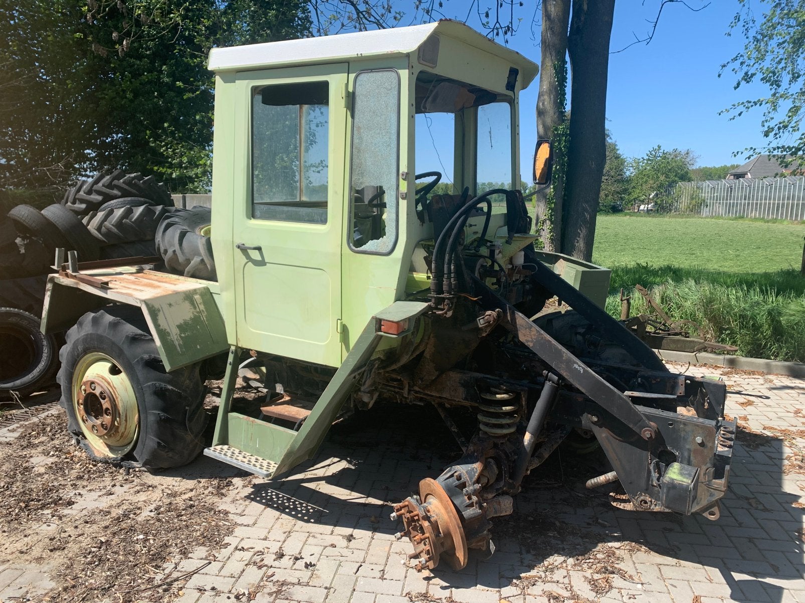 MB Trac 800 incl. frontlader voor onderdelen, Enlèvement, Utilisé, Mercedes-Benz, Autres pièces automobiles