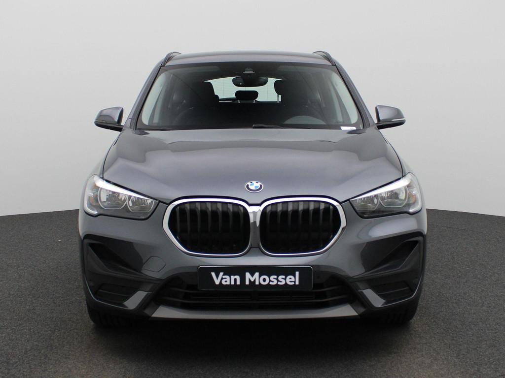 BMW X1 sDrive18iA (100 kW), Auto's, Stof, Gebruikt, 136 pk, 5 zetels