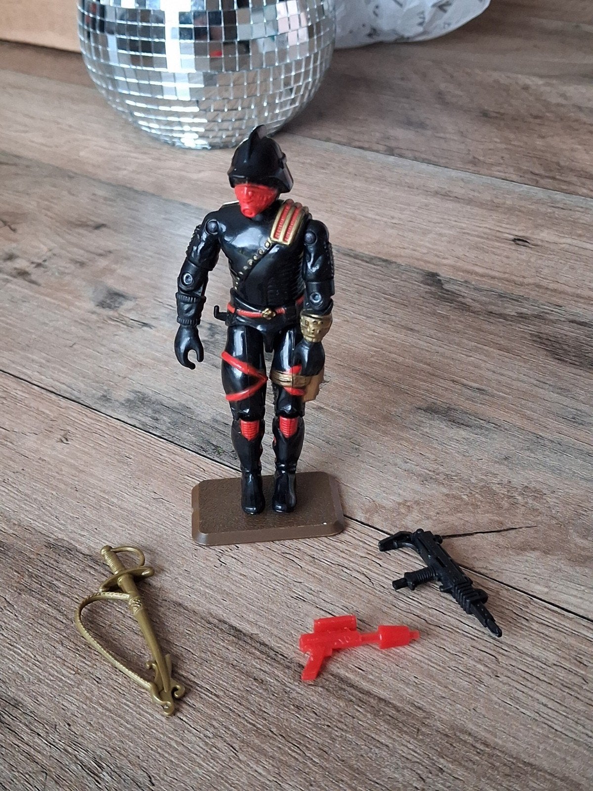 G.I. Joe : Iron Grenadier, Envoi