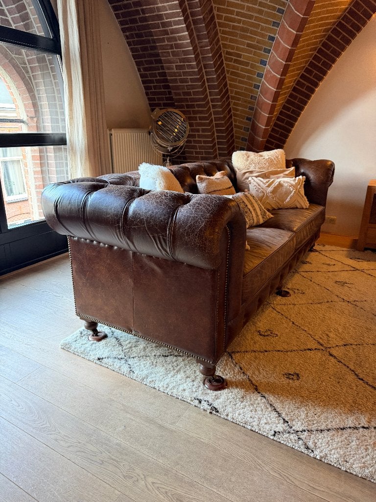 Chesterfield Sofa - Edinburgh Dark Brown, Ophalen, Colonial Britisch, Driepersoons, Zo goed als nieuw