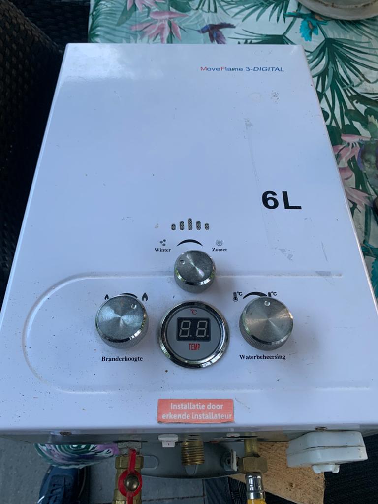 Warm water verwarmer, Ophalen, Zo goed als nieuw