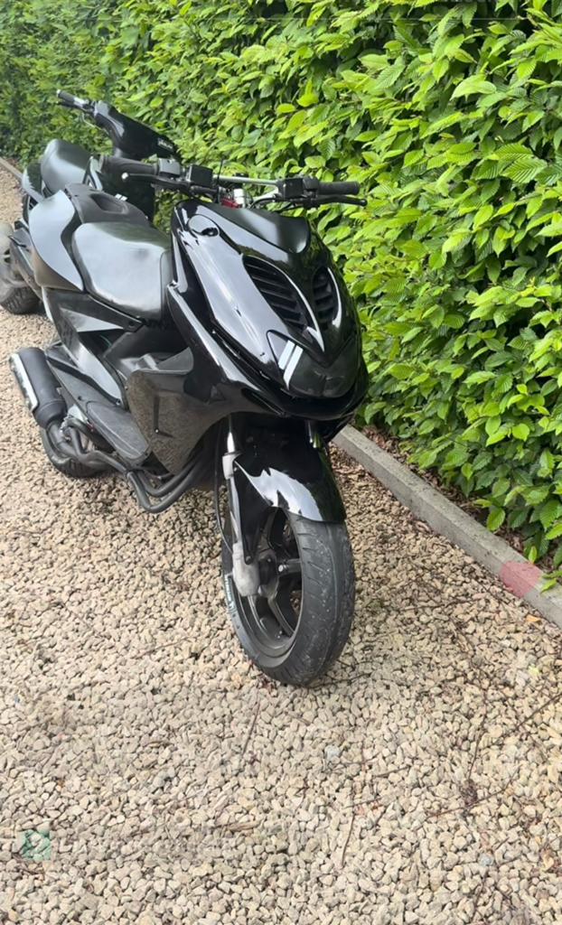Yamaha aerox 70cc (ruilen mogelijk), Fietsen en Brommers, Scooters | Yamaha, Ophalen, Zo goed als nieuw, Aerox