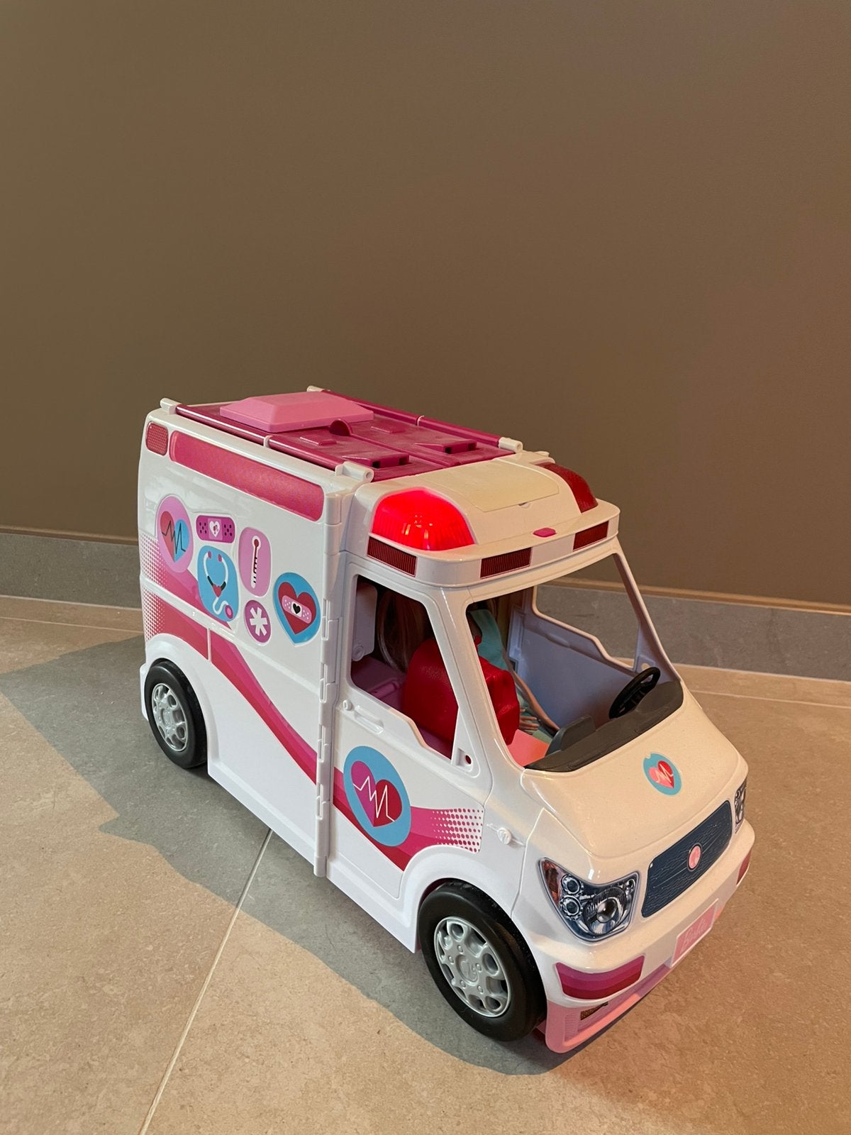 Ambulance barbie, Ophalen, Zo goed als nieuw