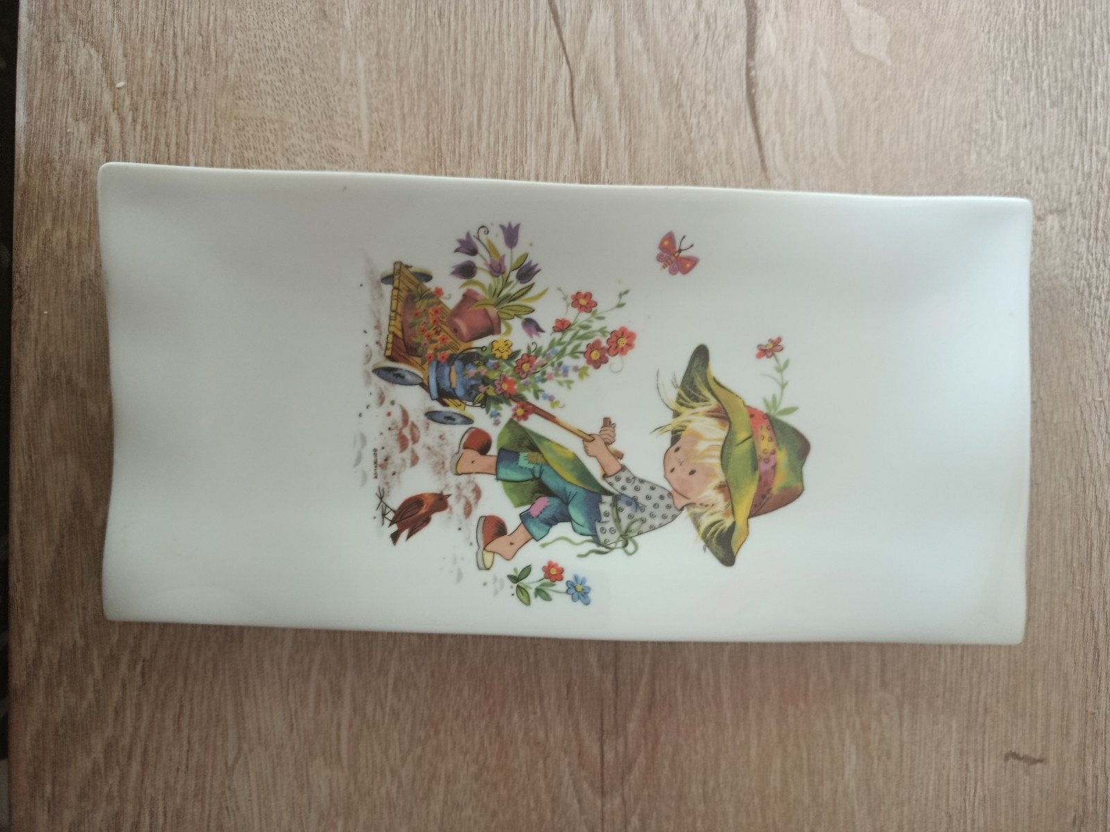 Vintage Limoges porseleinen schaal - Cernet - Meisje in de t, Enlèvement
