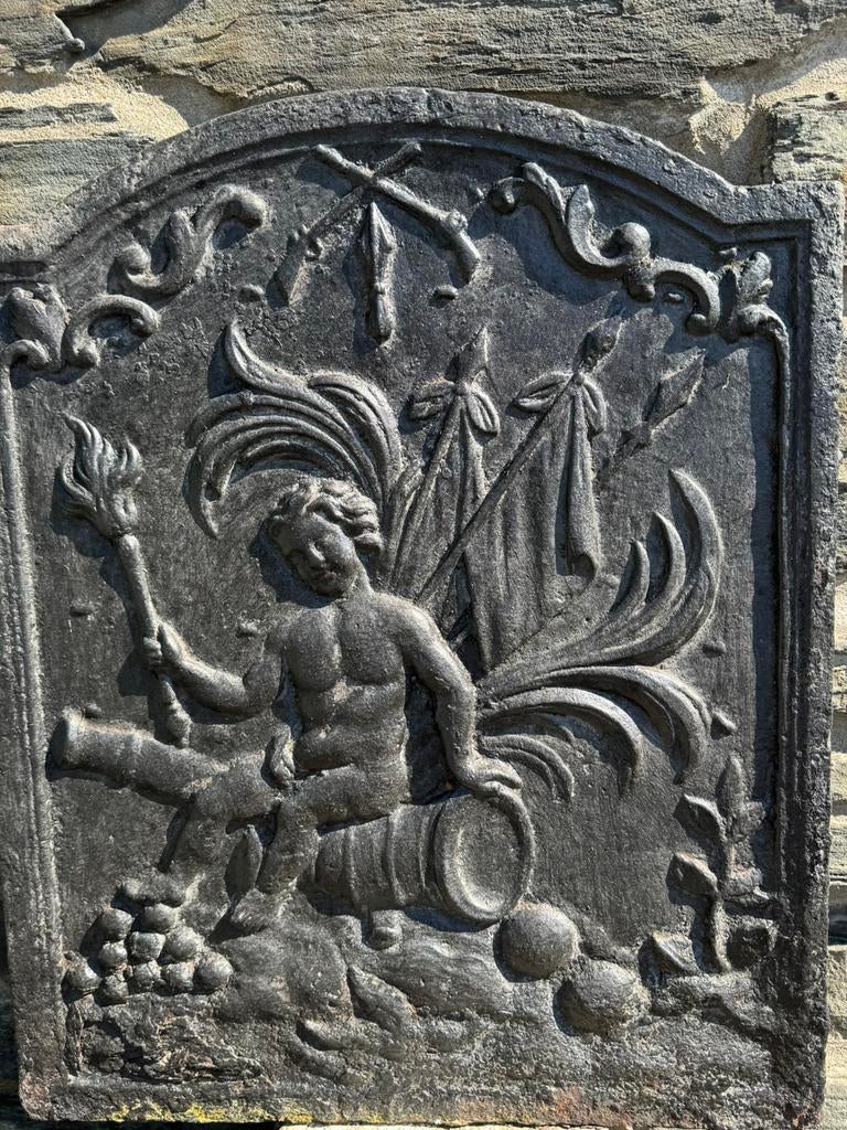Ancienne plaque de cheminée en fonte 19eme, Enlèvement