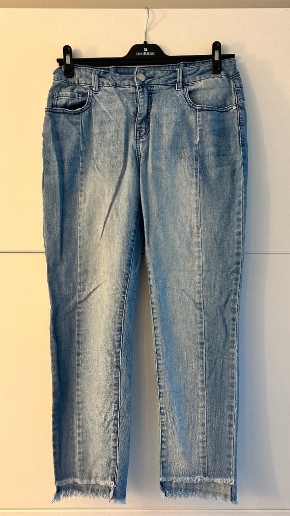 JBC lichtblauwe jeansbroek met rafels, Blauw, JBC, Ophalen of Verzenden, Zo goed als nieuw