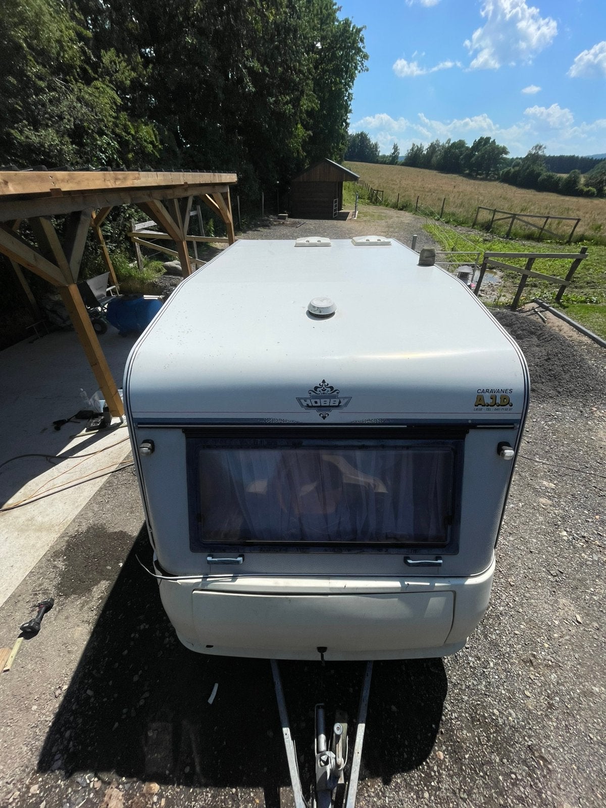 Hobby Classic 425 – Mover – Stabilisateur, Caravanes & Camping, Caravanes, Particulier, jusqu'à 2, Banquette en rond, Hobby, Réfrigérateur