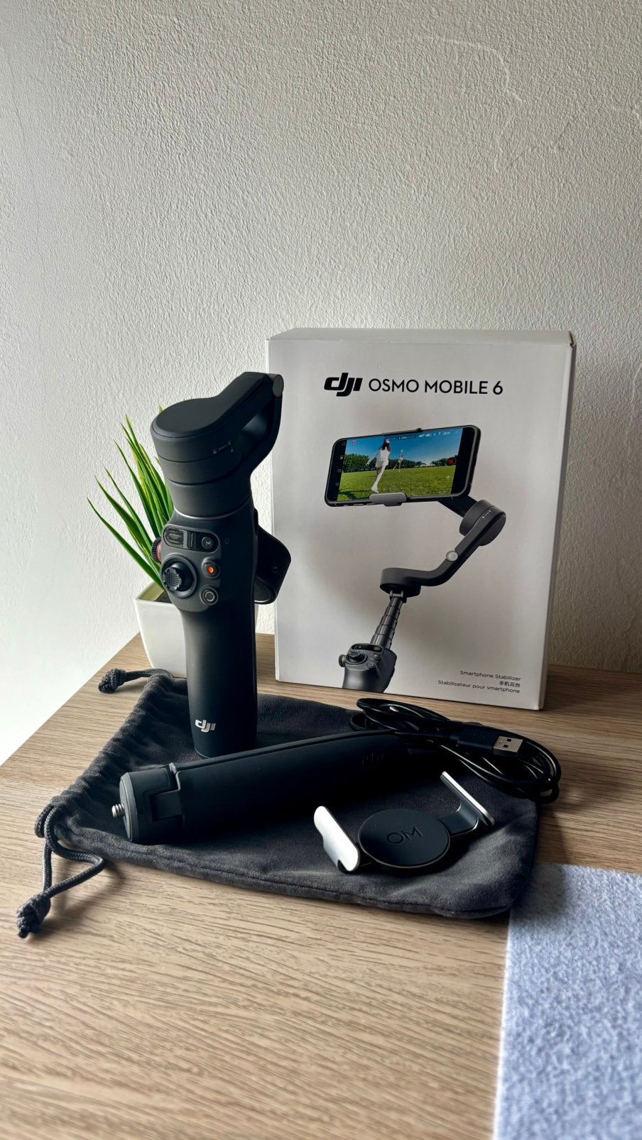 DJI Osmo Mobile 6 gimbal/stabilizer, Balhoofd, Ophalen of Verzenden, Zo goed als nieuw, Minder dan 150 cm