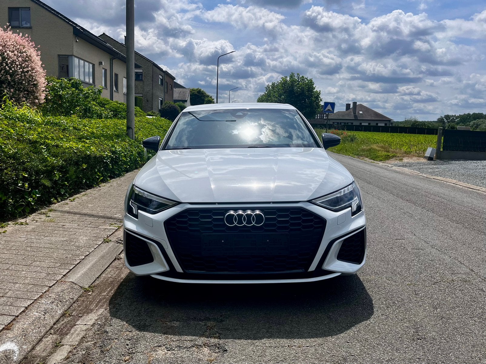 Audi A3 S-Line 2020, Cuir et Alcantara, Achat, 5 portes, 5 places