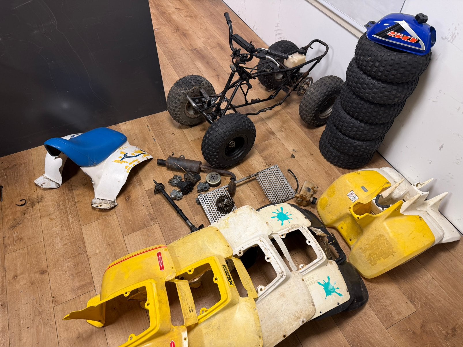 Let op veel onderdelen suzuki lt50, Ophalen of Verzenden