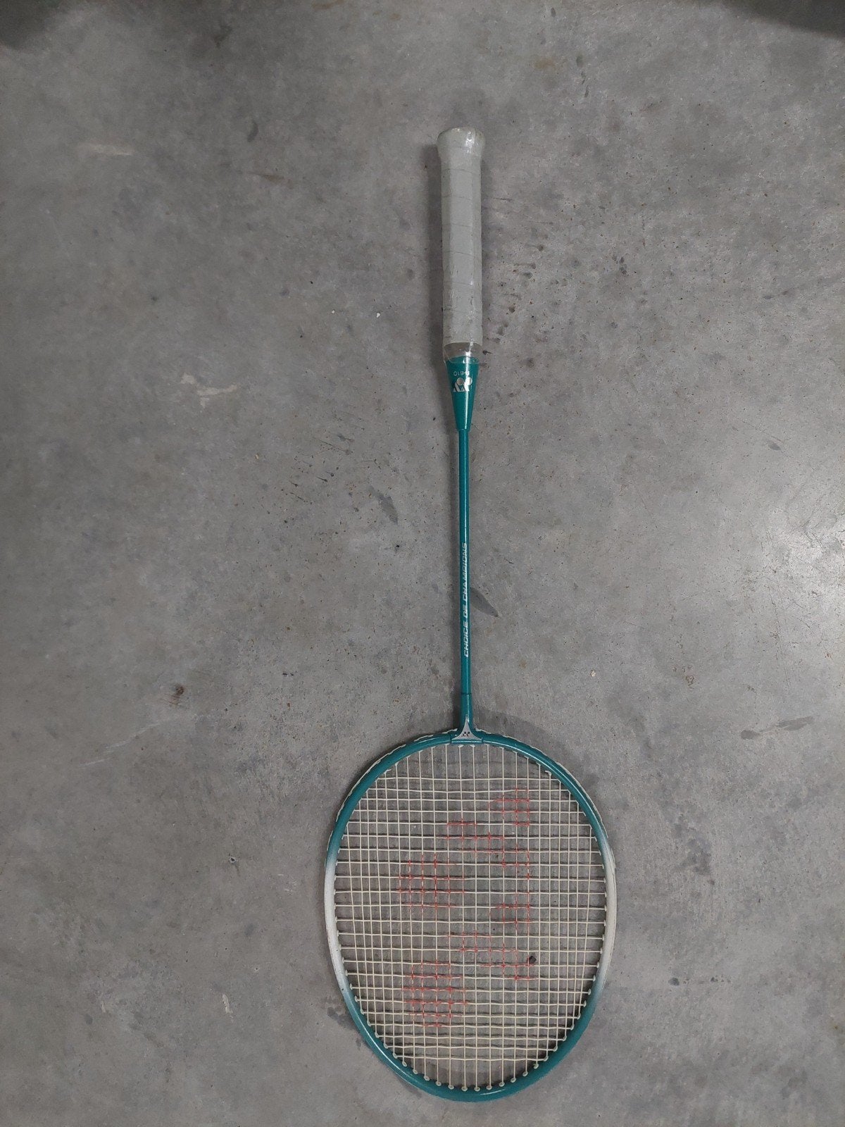 Yonex..badminton, Sports & Fitness, Enlèvement, Utilisé, Raquette(s)