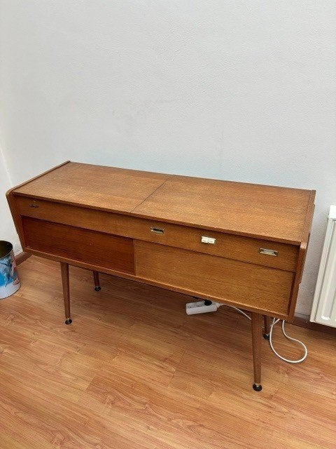 vintage radiomeubel met pickup, Audio, Tv en Foto, Ophalen, Radio