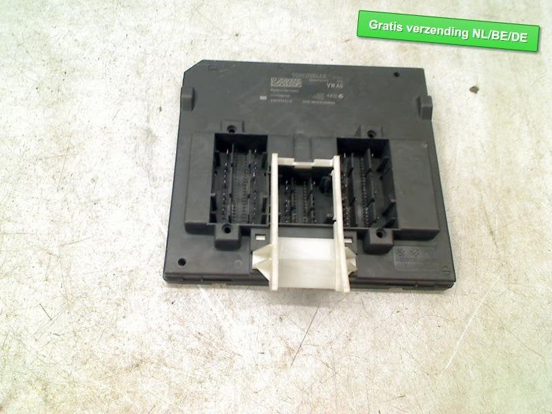 BOORDNETREGELAPPARAAT BCM Golf VII (AUA) (5Q0937084AA), Volkswagen, Volkswagen AG, Utilisé, Kundenbetreuung@volkswagen.de