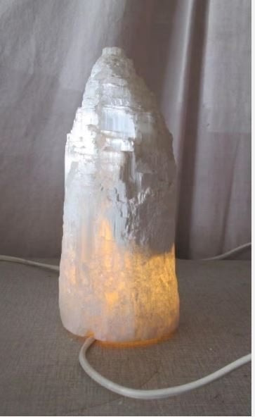 Belle lampe de table rétro en pierre naturelle, Enlèvement ou Envoi, Maison et Meubles