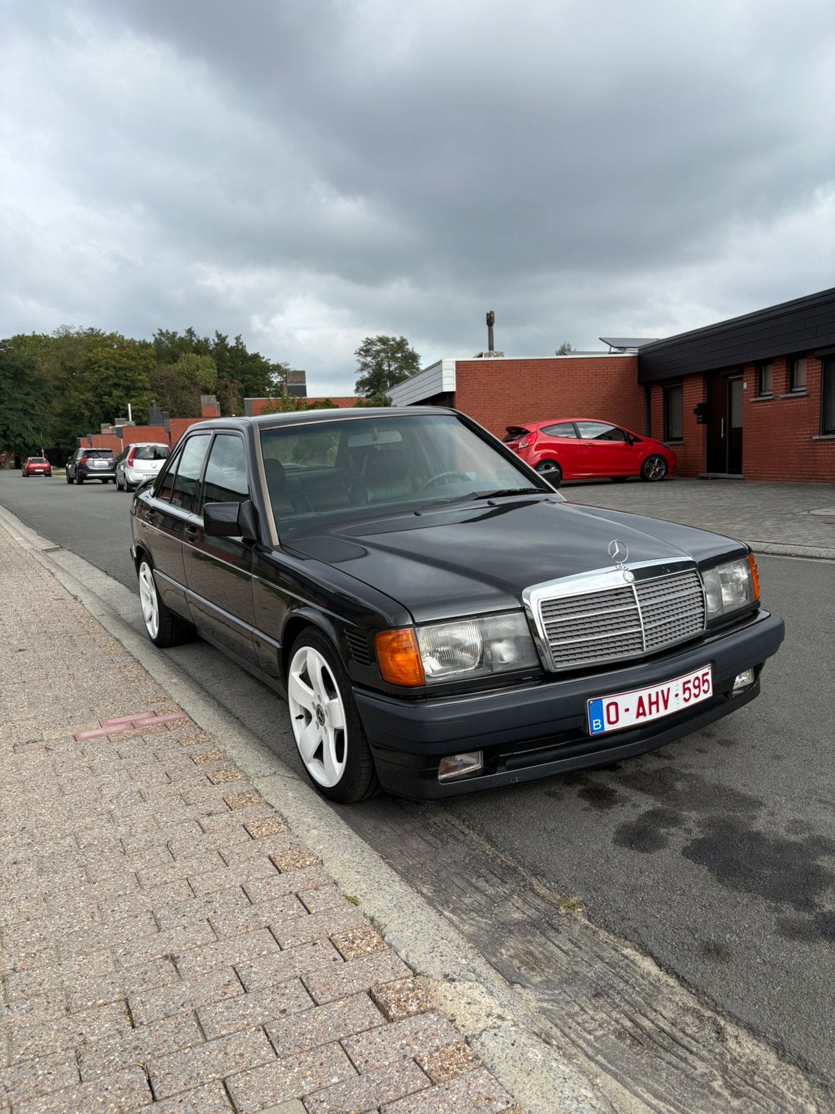 Mercedes 190 2.5 turbodiesel, Autos, Particulier, Noir, Verrouillage central, Achat