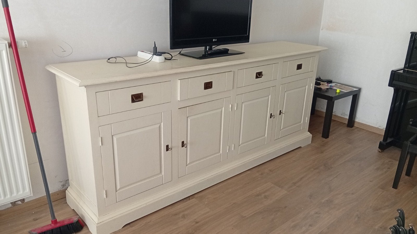 Dressoir, Ophalen