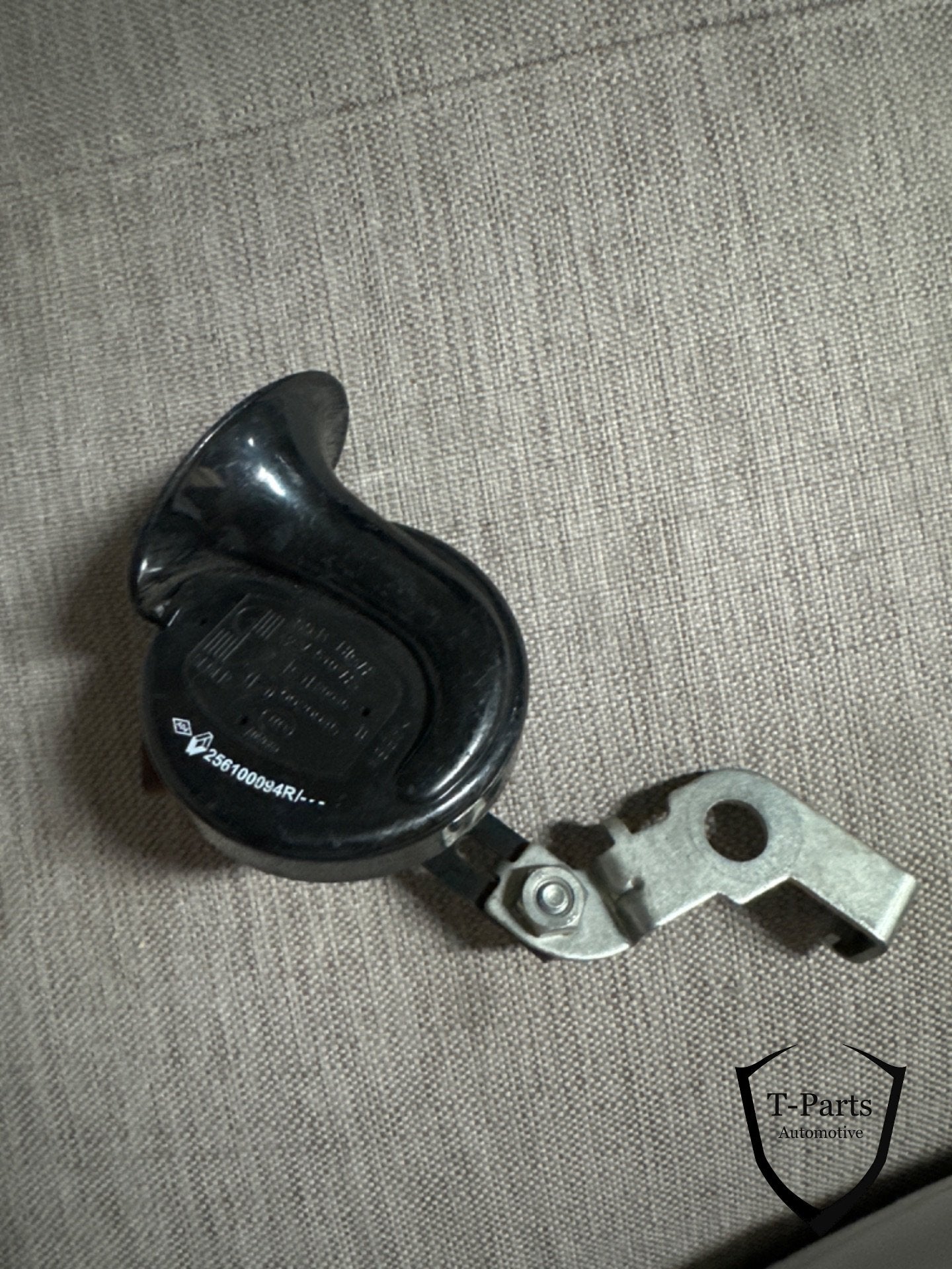 Renault talisman claxon toeter 256100094r, Info@fabrikant.eu, Renault, Fabrikantstraat 1
1000 AA  Amsterdam, Fabrikant BV