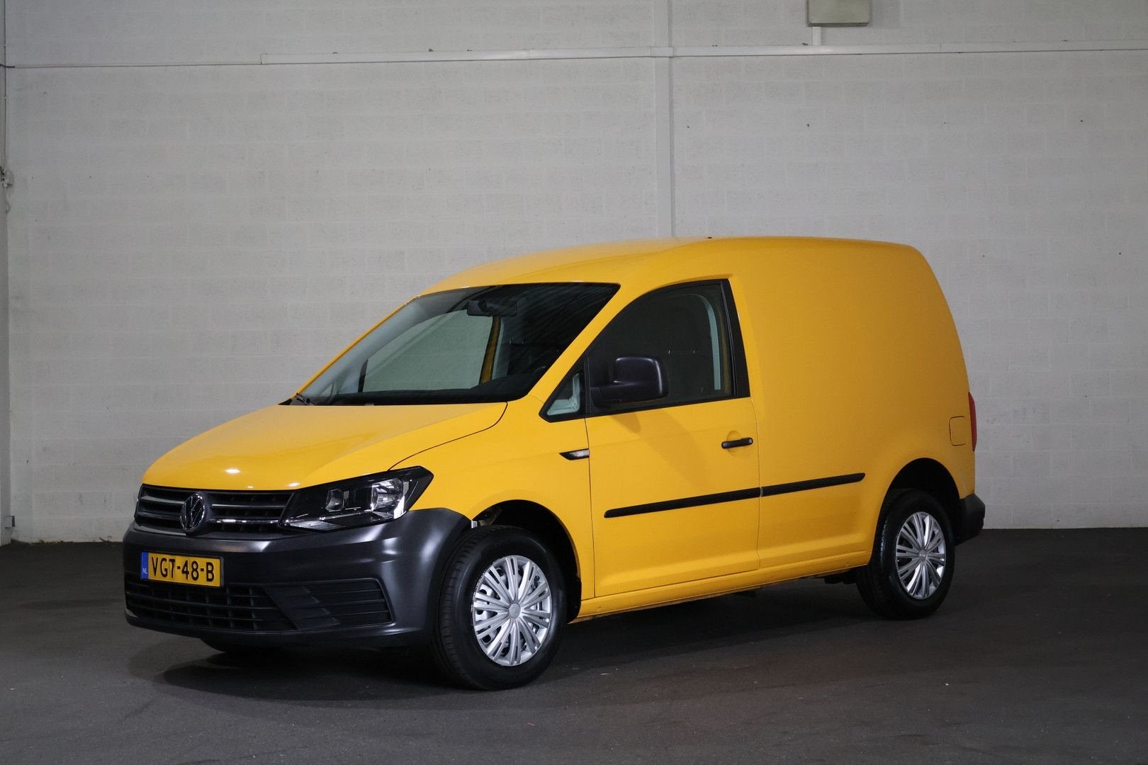 Volkswagen Caddy 2.0 TDI L1 H1 Airco, Auto's, Overige kleuren, Parkeersensor, 148 g/km, Te koop
