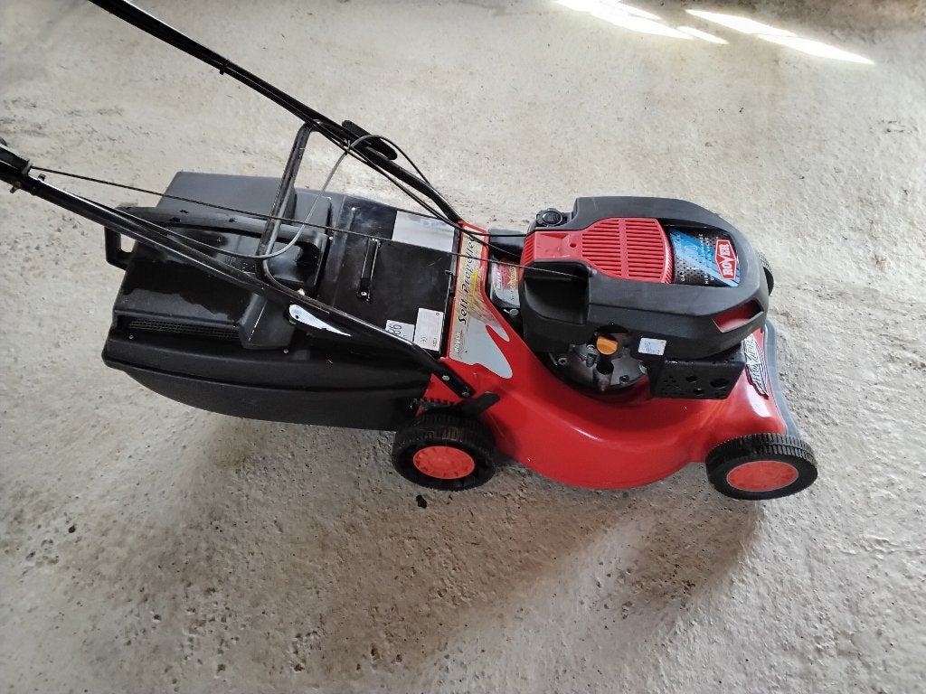 Tondeuse tractee, 40 à 49 cm, Enlèvement, Autre, Tondeuses à gazon à essence