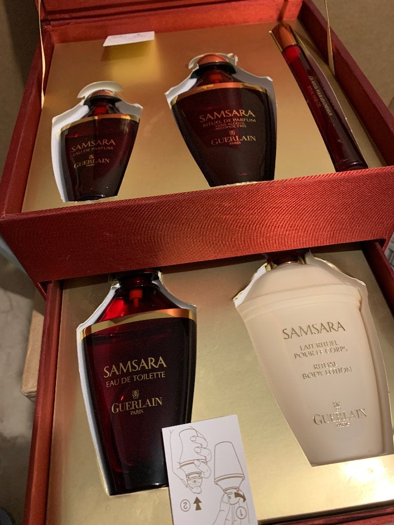 Parfum, Verzenden, Zo goed als nieuw