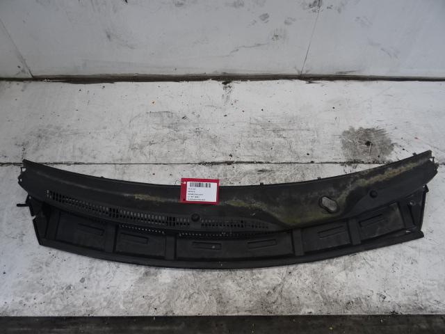 GARNITURES WINDSHIELD Peugeot 107 (01-2005/05-2014), Autos : Pièces & Accessoires, Carrosserie & Tôlerie, Utilisé, Avant, Peugeot