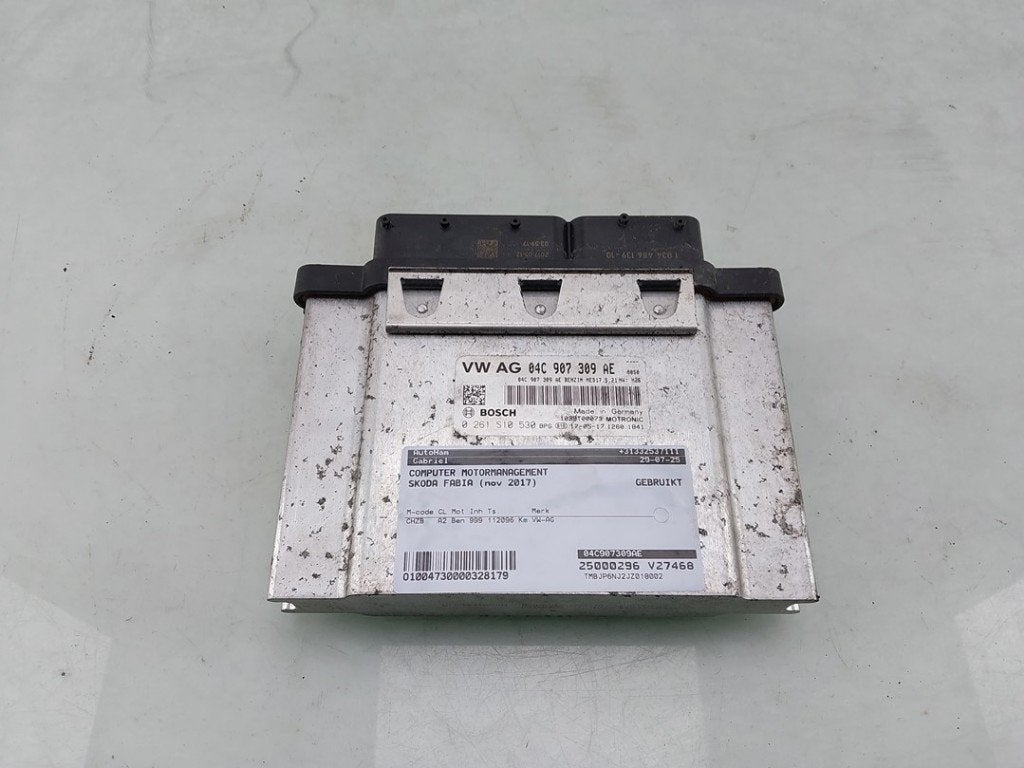 CALCULATEUR MOTEUR ECU Skoda Fabia III Combi (NJ5), Utilisé, Info@skoda-auto.de, Skoda, Max-Planck-Straße  3-5
64331  Weiterstadt, DE