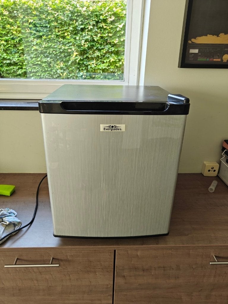 tafelkoelkast, Elektronische apparatuur, Ophalen