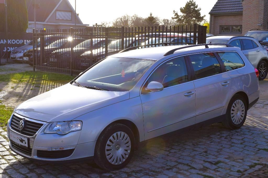 Vw Passat 1.9TDi/Airco/GPS/1st Owner/HISTORY, Auto's, Volkswagen, Bedrijf, Te koop, Passat, Airconditioning, Bluetooth, Boordcomputer