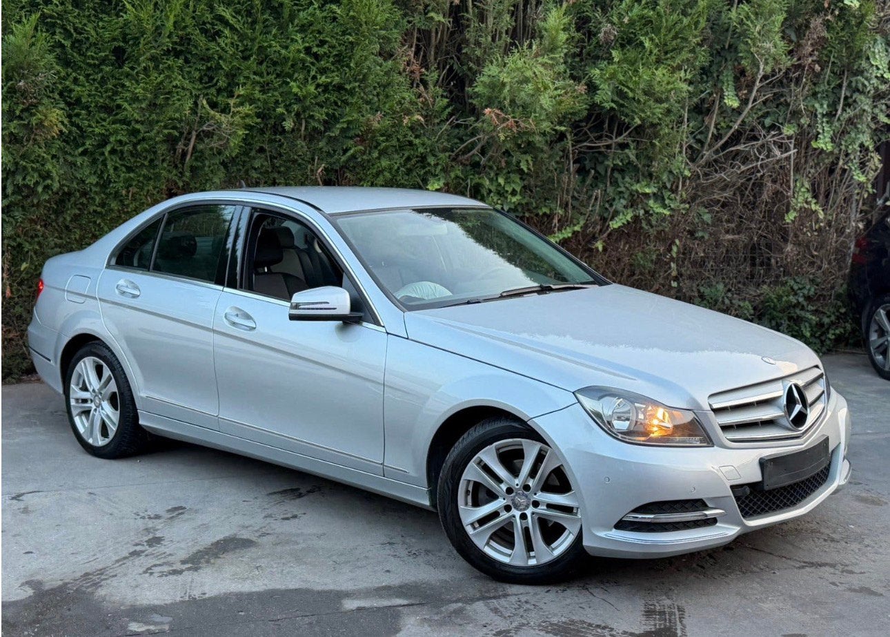 Mercedes C180, Autos, Achat, Noir, 5 portes, Berline