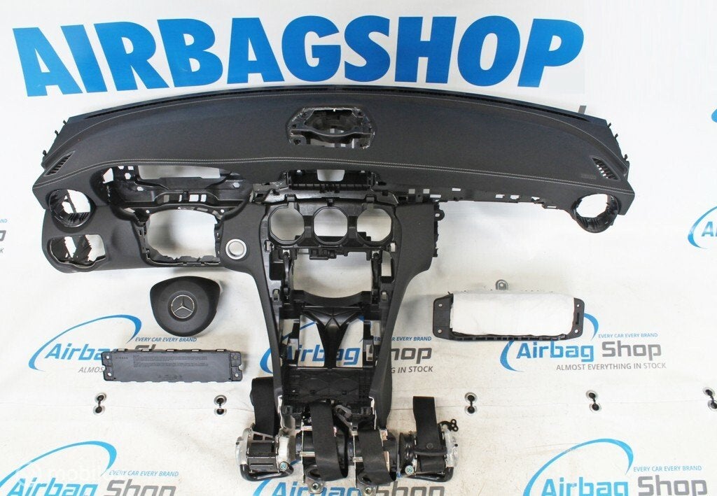 Airbag kit - Tableau de bord cuir Mercedes C klasse W205, Autos : Pièces & Accessoires, Tableau de bord & Interrupteurs