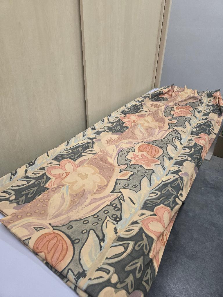 Overgordijnen (Verschillende maten) Zomermotief met Kussens, Huis en Inrichting, Ophalen, Zo goed als nieuw, Overige kleuren, Zomers - Geel met bloemmotie