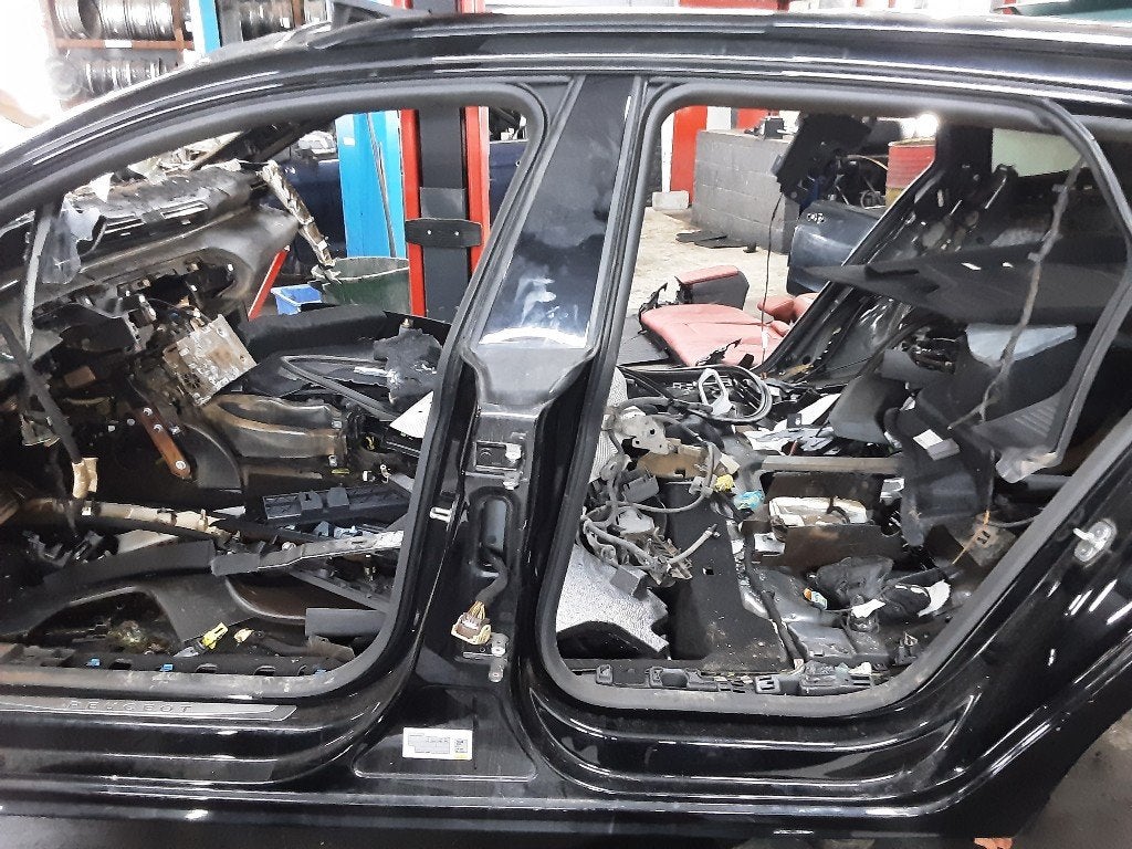 DIVERS MONTANT PORTE C G Peugeot 508 SW (F4 / FC / FJ / FR), Utilisé, Peugeot