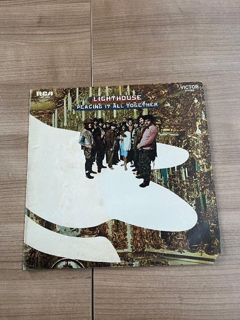 LIGHTHOUSE - PEACING IT ALL TOGETHER, LP, Enlèvement ou Envoi, Utilisé, Rock classique