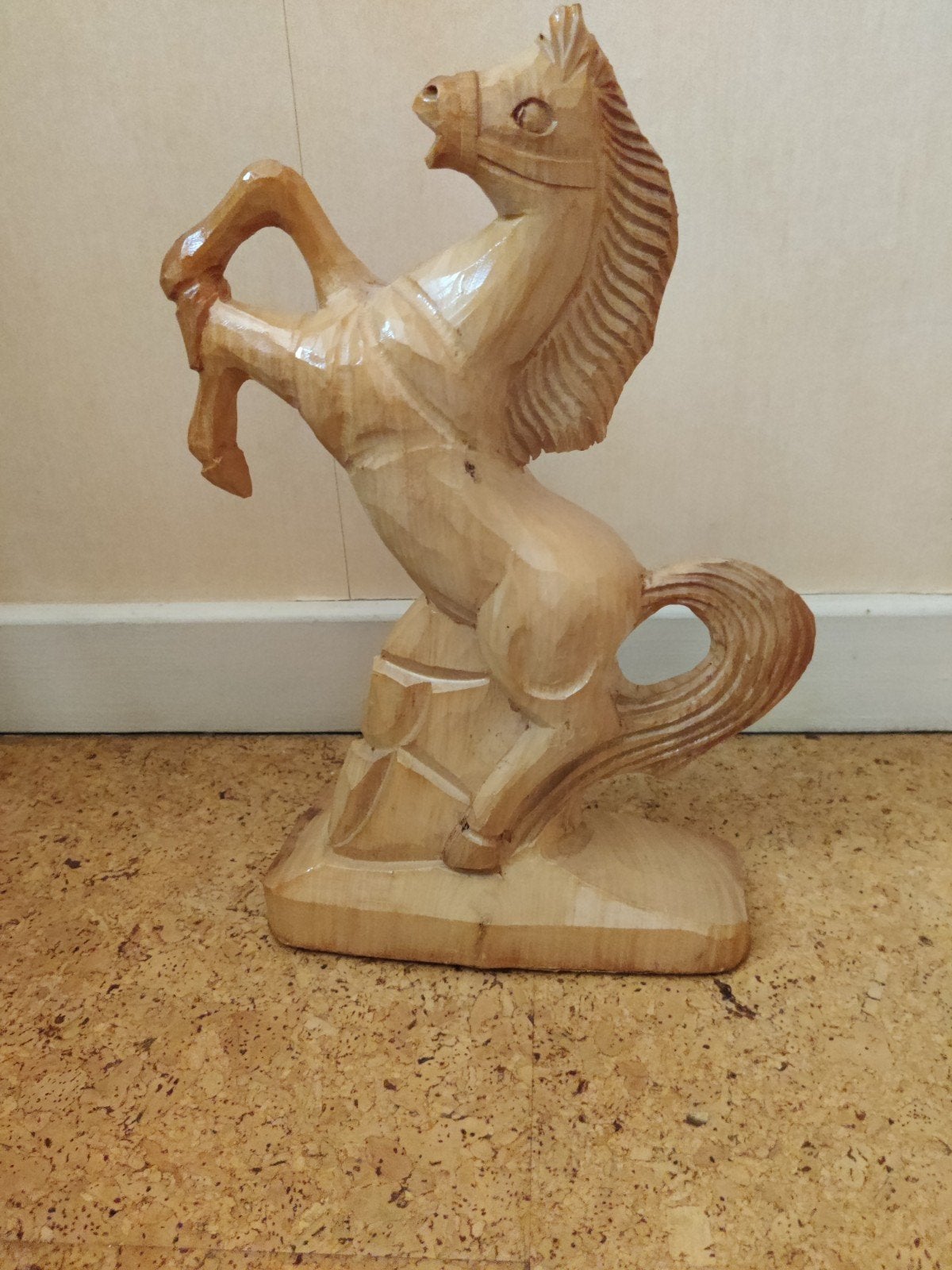 houten steigert paard, Enlèvement, Bois, Statue